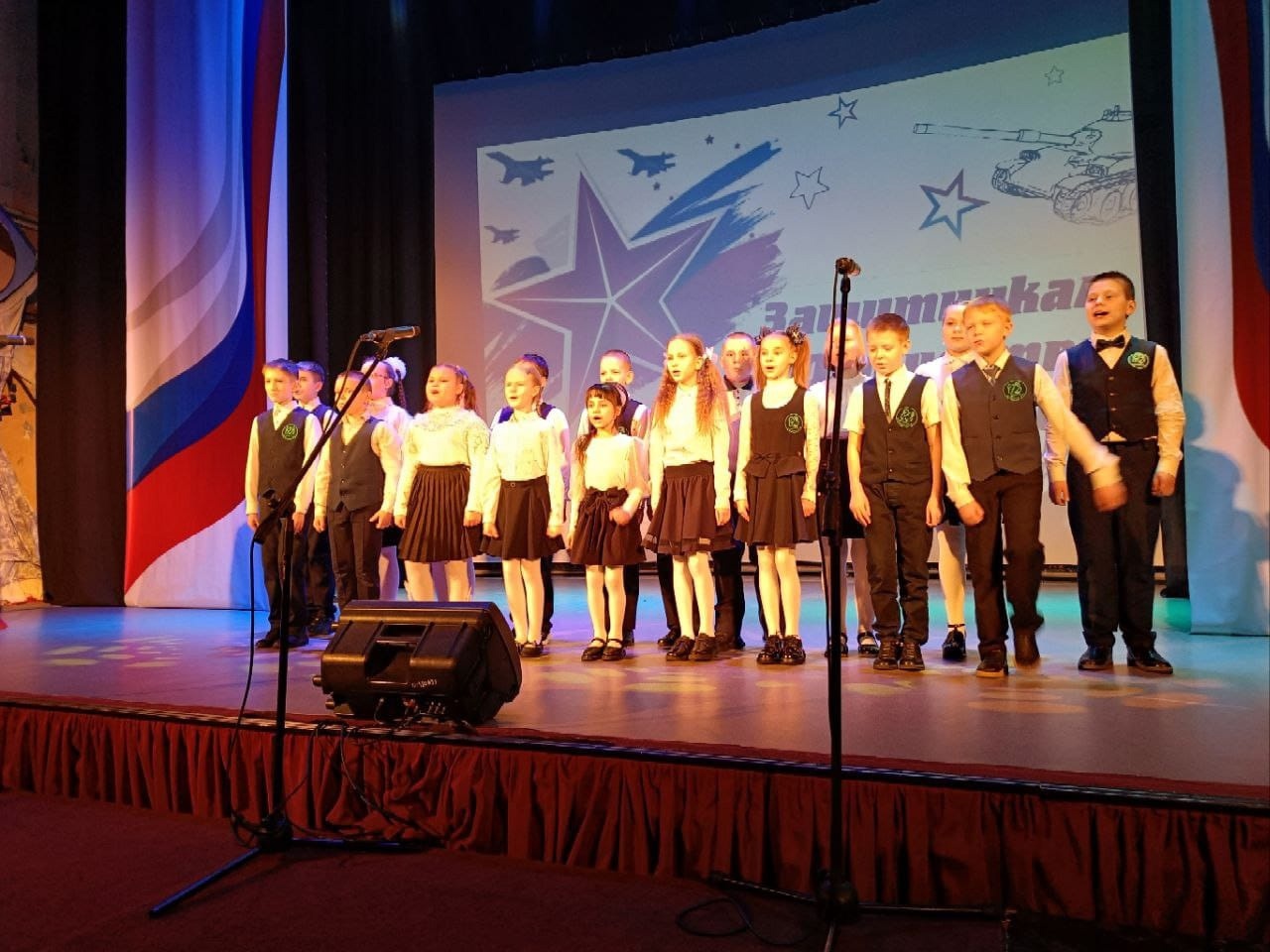 Концерт в ДК "Юность" Концерт в ДК "Юность".